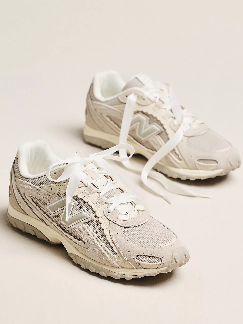 New Balance 204L Sneakers In Sea Salt Size 8 NWOB